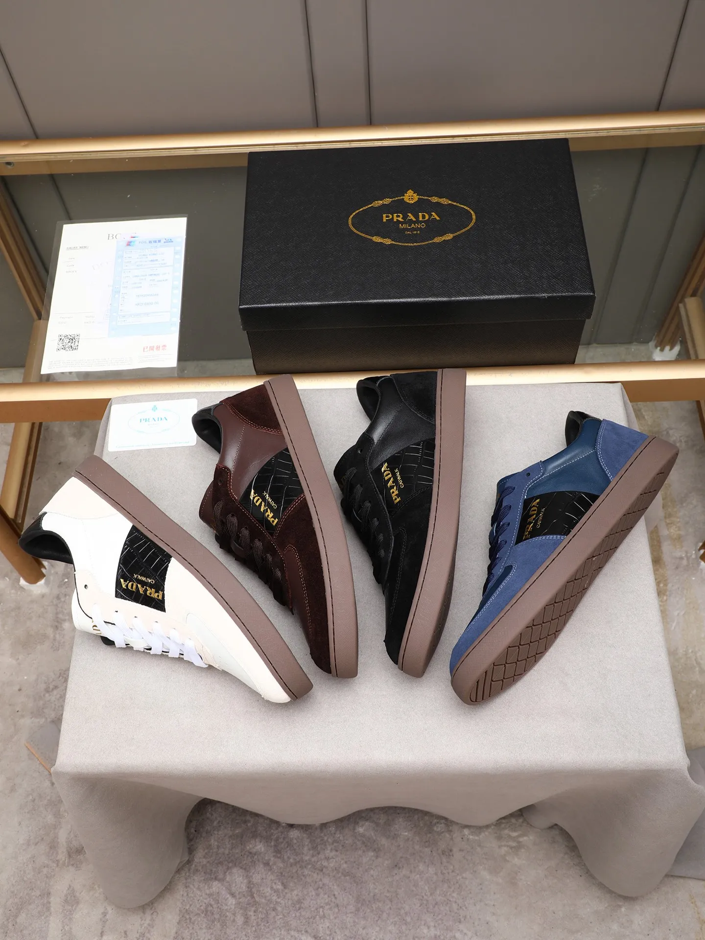 Men's shoes💰420💰 Brand: PRADA (Prada) Standard code: Men's code 38–44 (45 can be customized) Material: Original cowhide, breathable sheep lining Special outsole Style category: Men's fashionable casual sneakers Low-key luxury! Color: actual picture color
